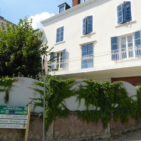Hotel Les Volets Bleus Le Perreon Esterno foto