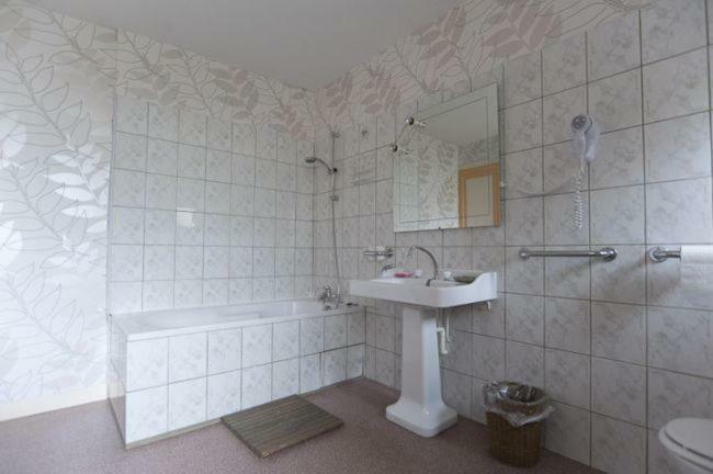 Hotel Les Volets Bleus Le Perreon Esterno foto